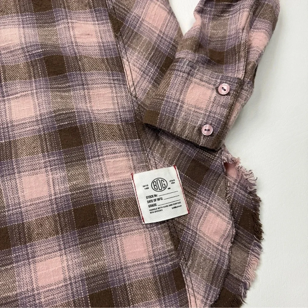 NEW! Women’s BDG Long Sleeve Flannel/Plaid Button Down Shirt Size XS W/Tags - Picture 4 of 6